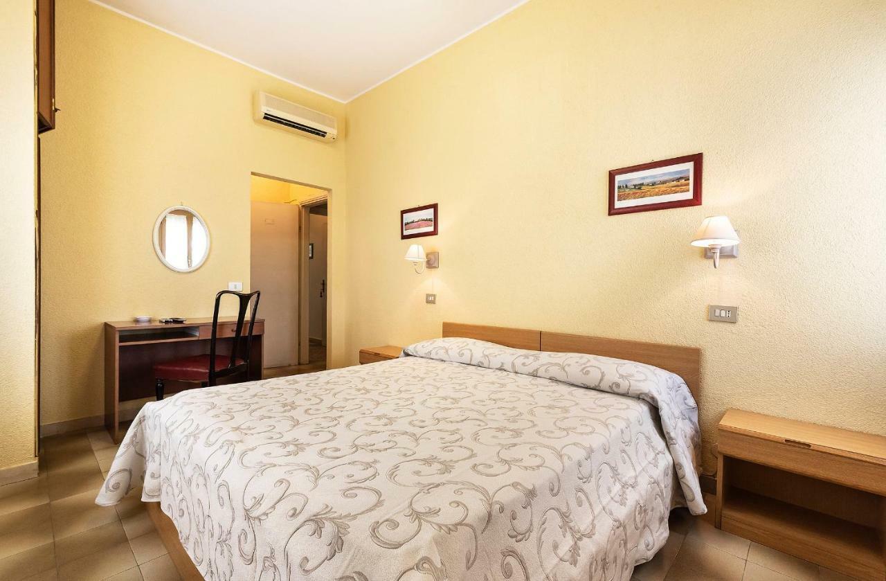 Hotel Aurelia Tarquinia Exterior foto